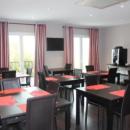 Le Domaine Des Vignes Lyon Sud Vienne Hotel 3*